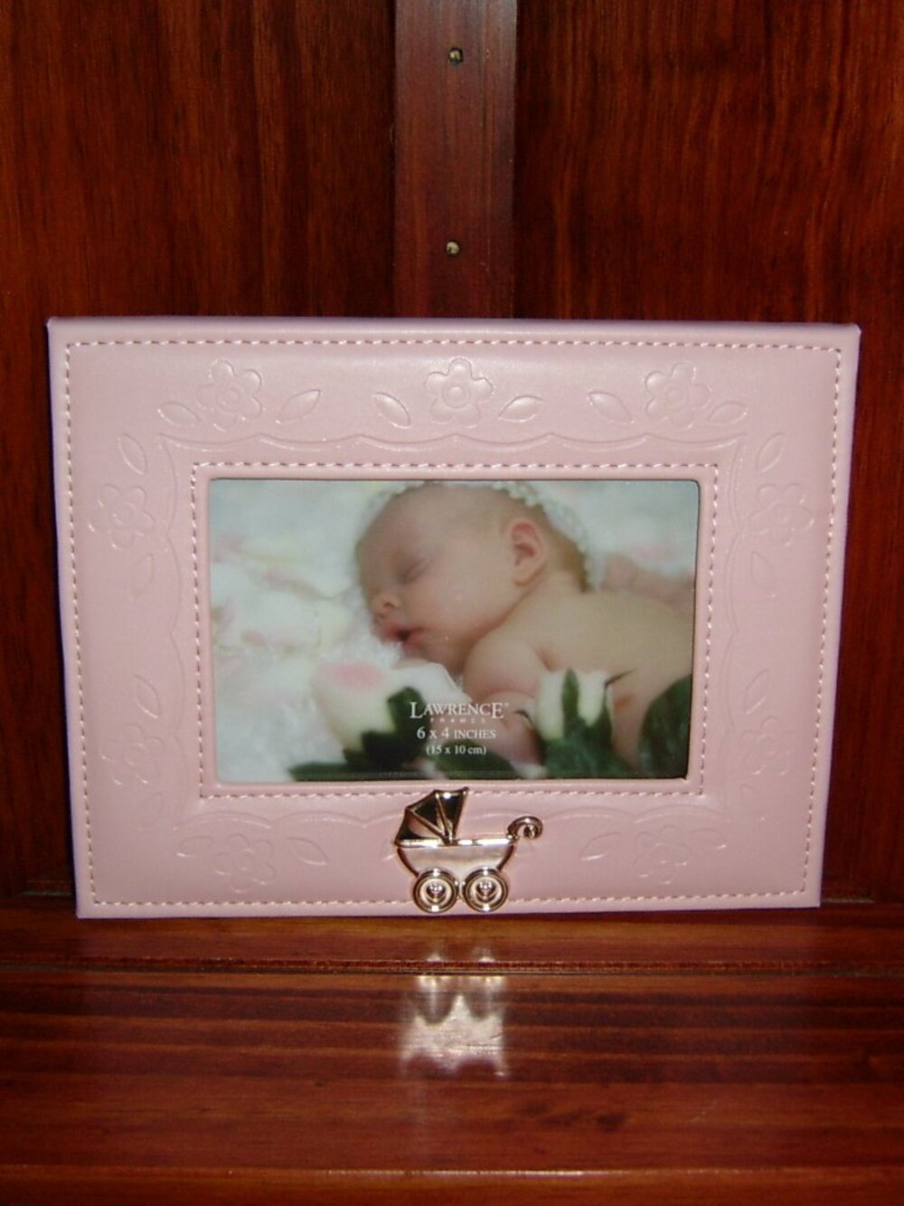 Pink Baby Frame,m Faux Lesther, Silver Buggy, Holds 6x4 Photo, NWOT